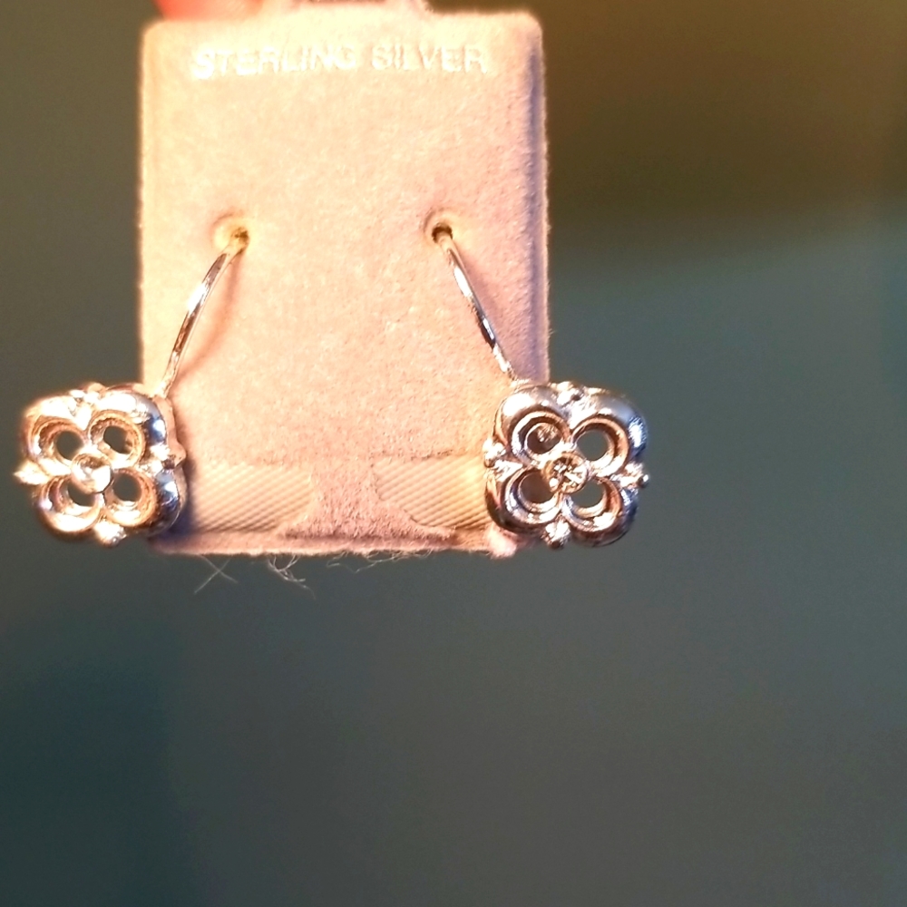 Womens Sterling Silver Clip Earings